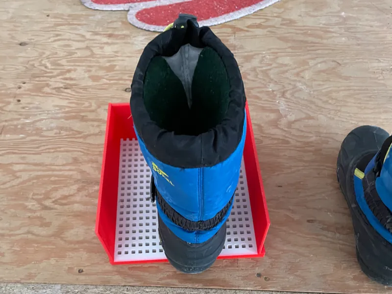 Soccer Net Shoe Rack