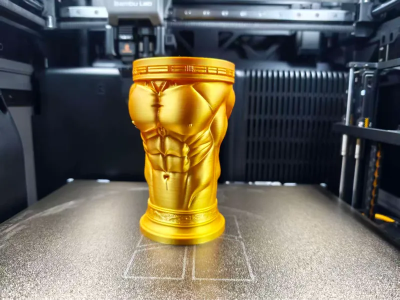 Muscle-style beer mug