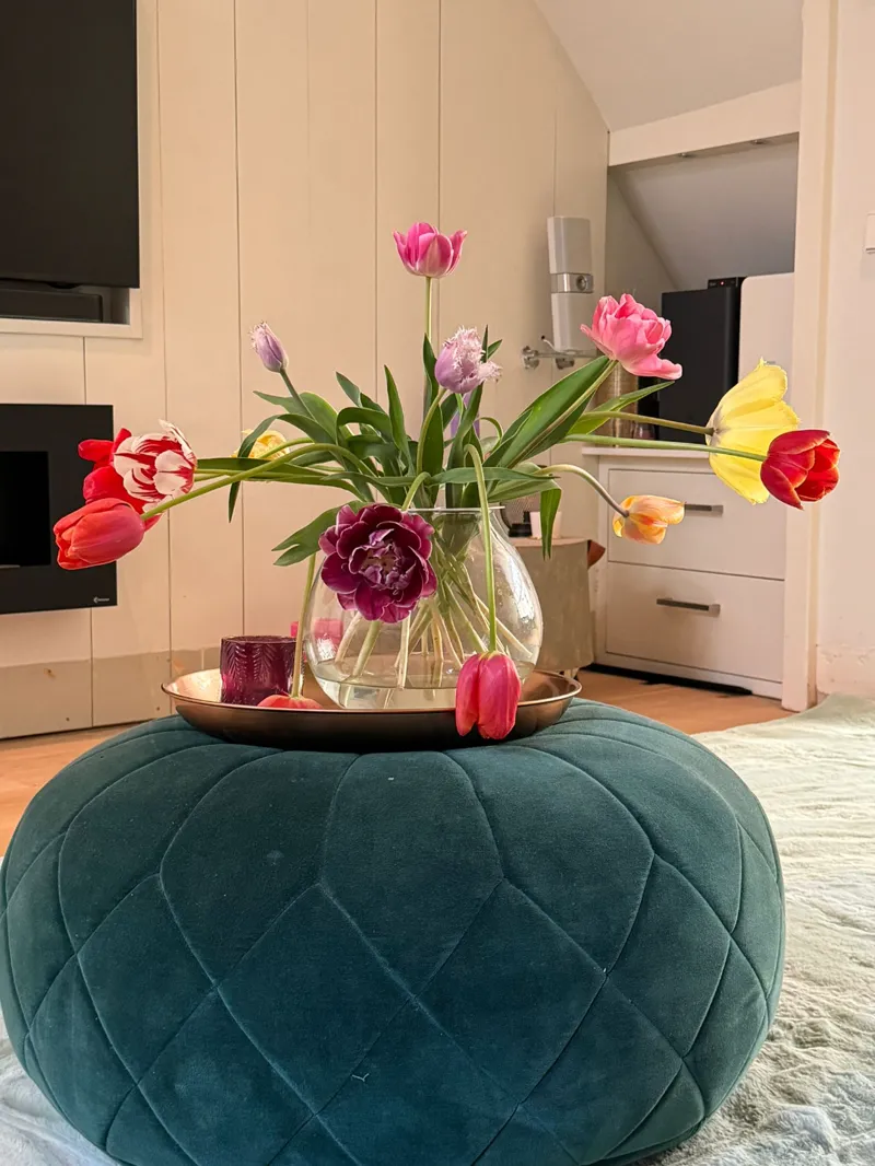 Flower Distributor