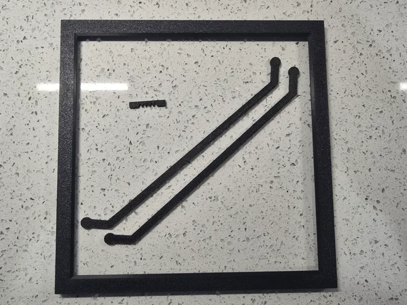 Hueforge Frame - Faster & lower material 200x200