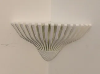 Corner shelf