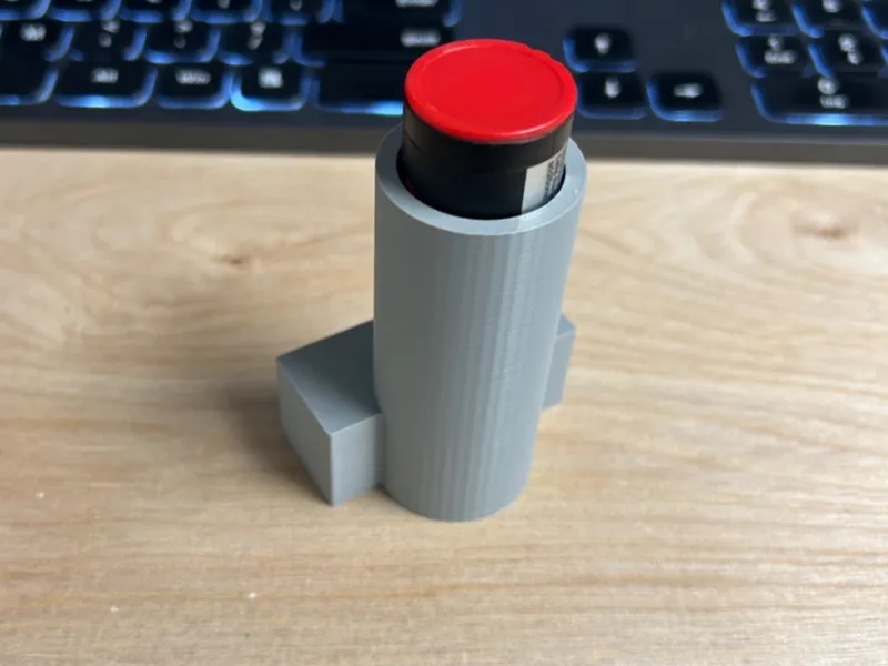 Milwaukee Red Lithium Battery Holder
