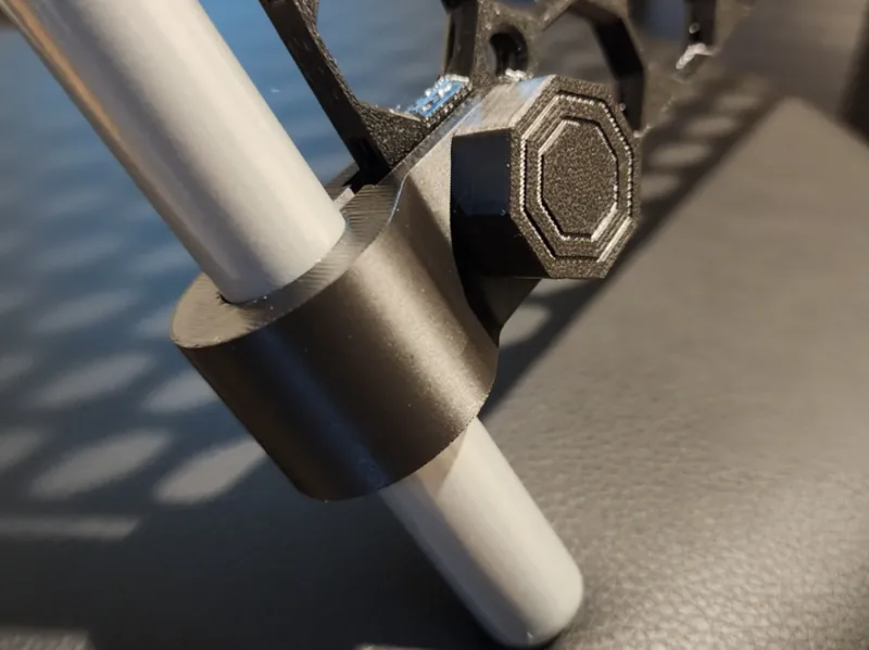 Multiboard Vertical Pole Mount (16 mm Remix)
