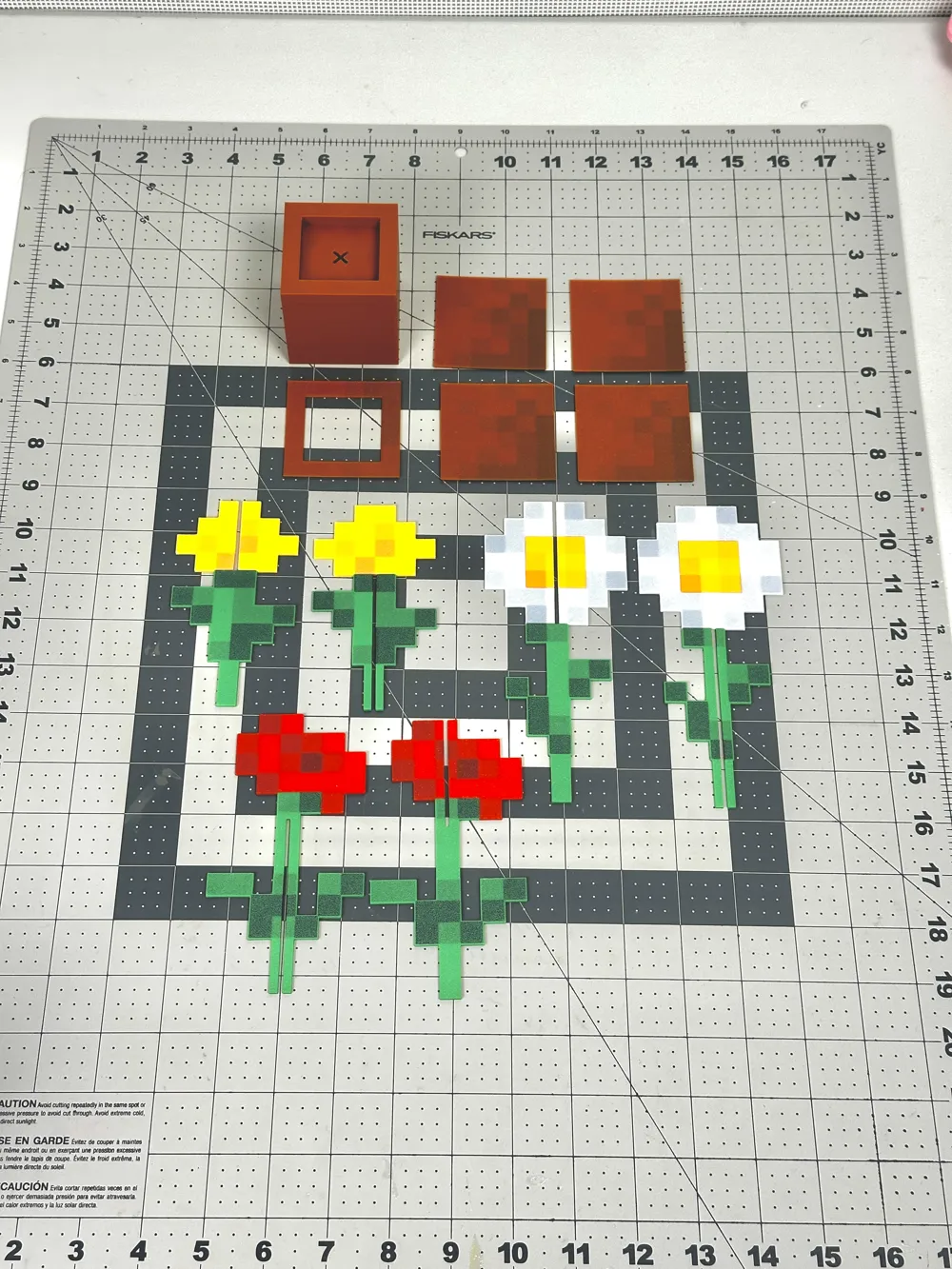Minecraft Flowers with Pot - Free 3D Print Model - MakerWorld