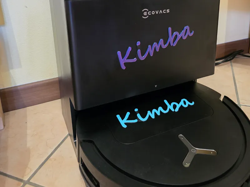Nome robot aspira lavapavimenti