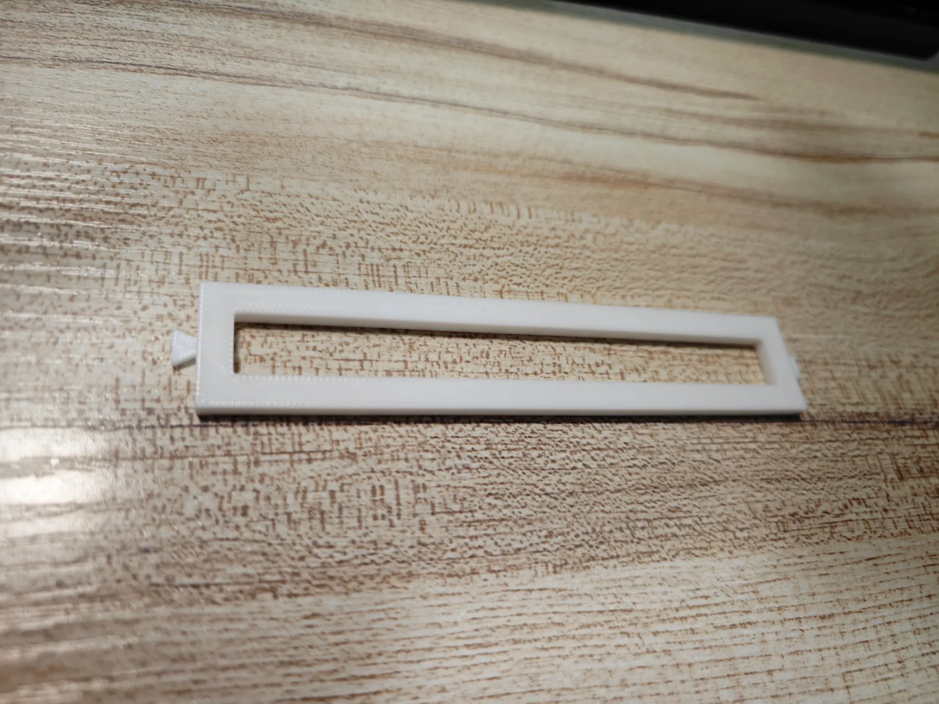 Miniatura 5 do modelo 3D 桌下镂空纸巾盒（省料、无胶、无五金件）