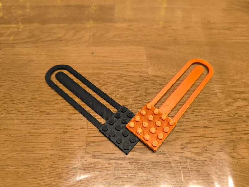 4x4 Brick compatible Bookmark
