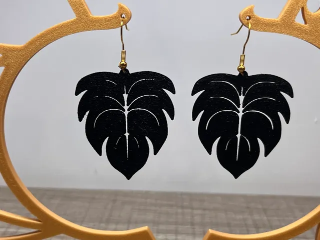 Earrings Leaf #04