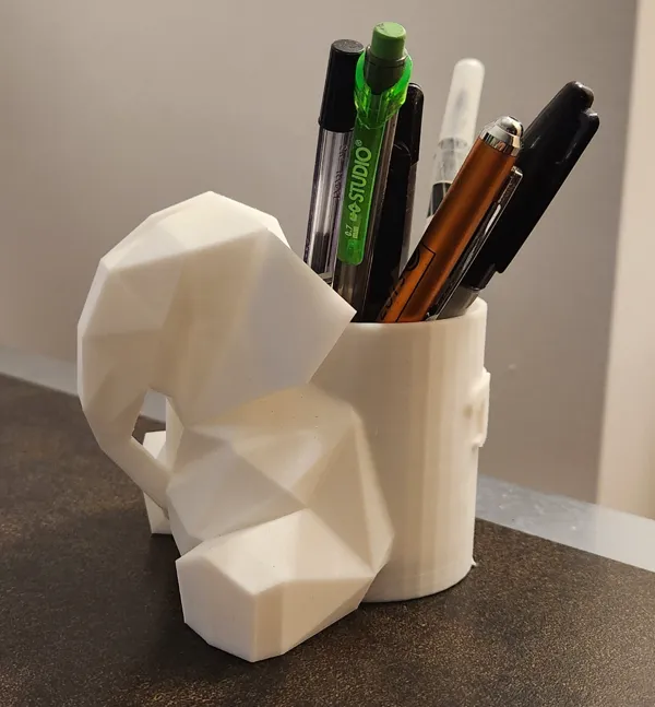Pot à crayons éléphant