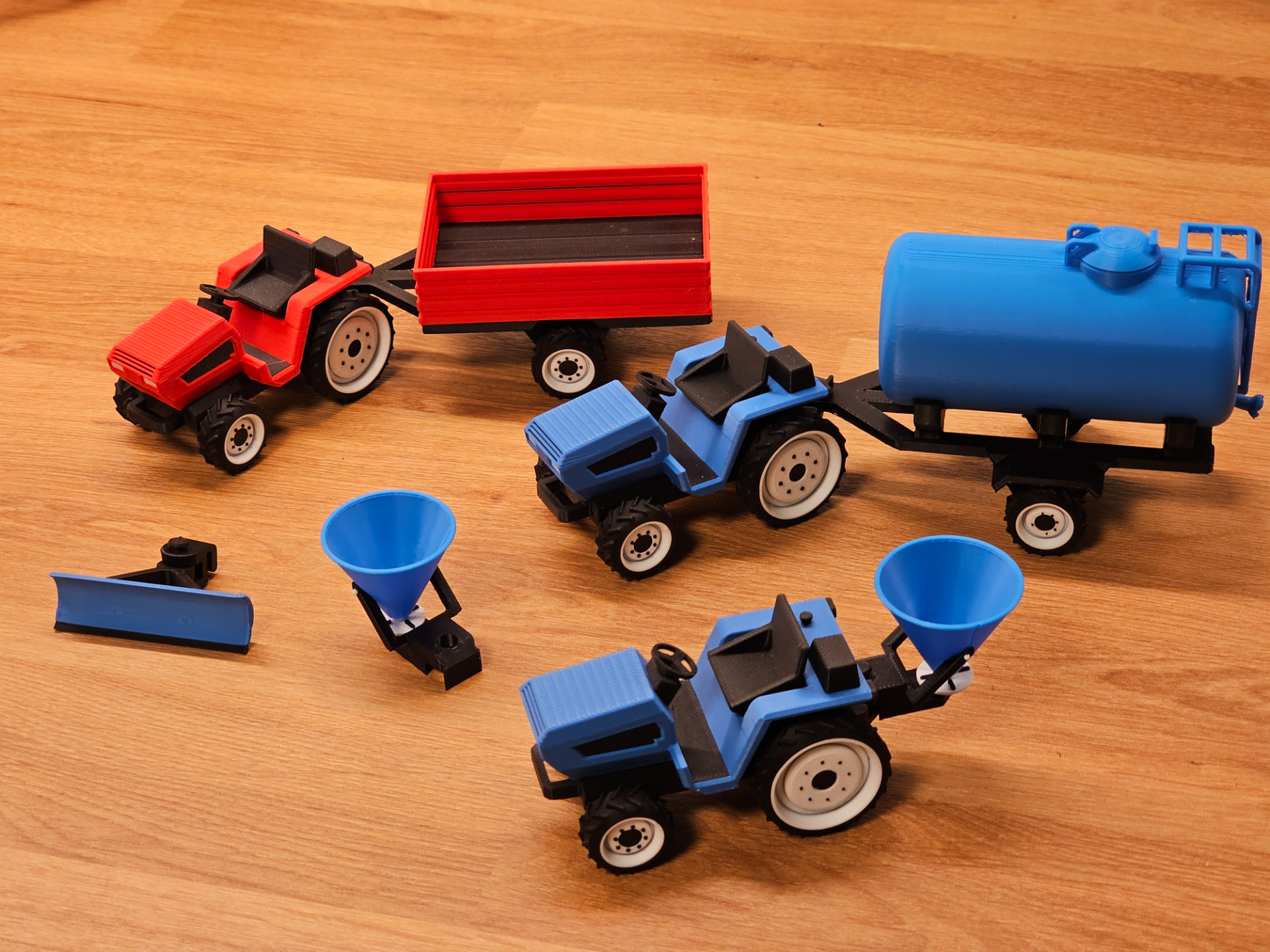 Mini Tractor with Trailer – 3D Printable Farm Toy