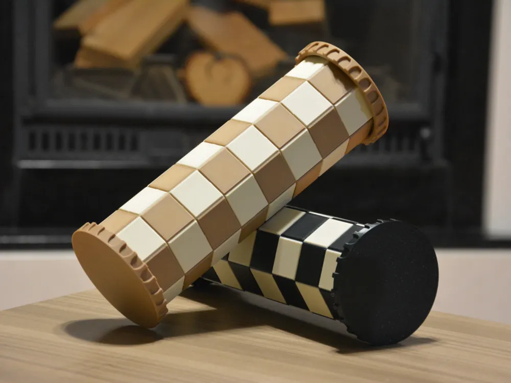 Portable/Foldable Chess Set