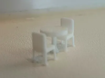 Round 2-Person Table – Scale 1:100