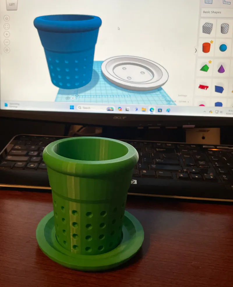 THIMBLE FLOWER POT
