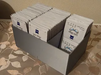 Lens Wipe Holder - Zeiss