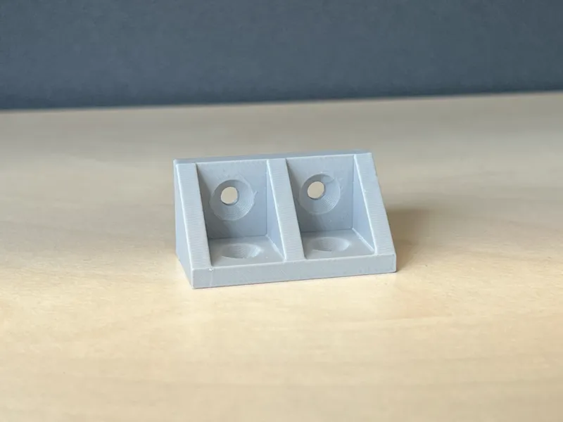 Corner Bracket 20x20x40 – Dual-Side Mount