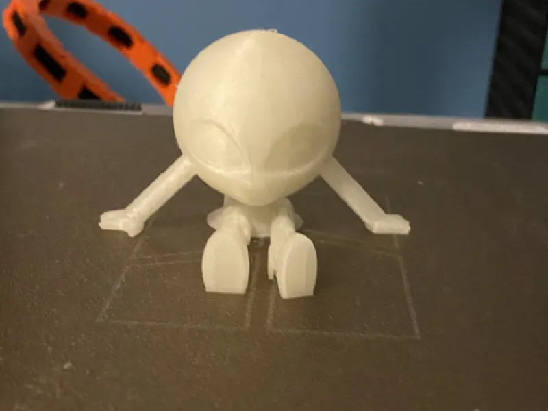 cute alien with flexi heart leg 