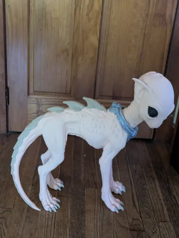 Soporte: Shelly(Alien Pet) — vista de referencia 4