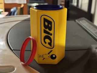 BIC კალმების დამჭერი thumbnail 2