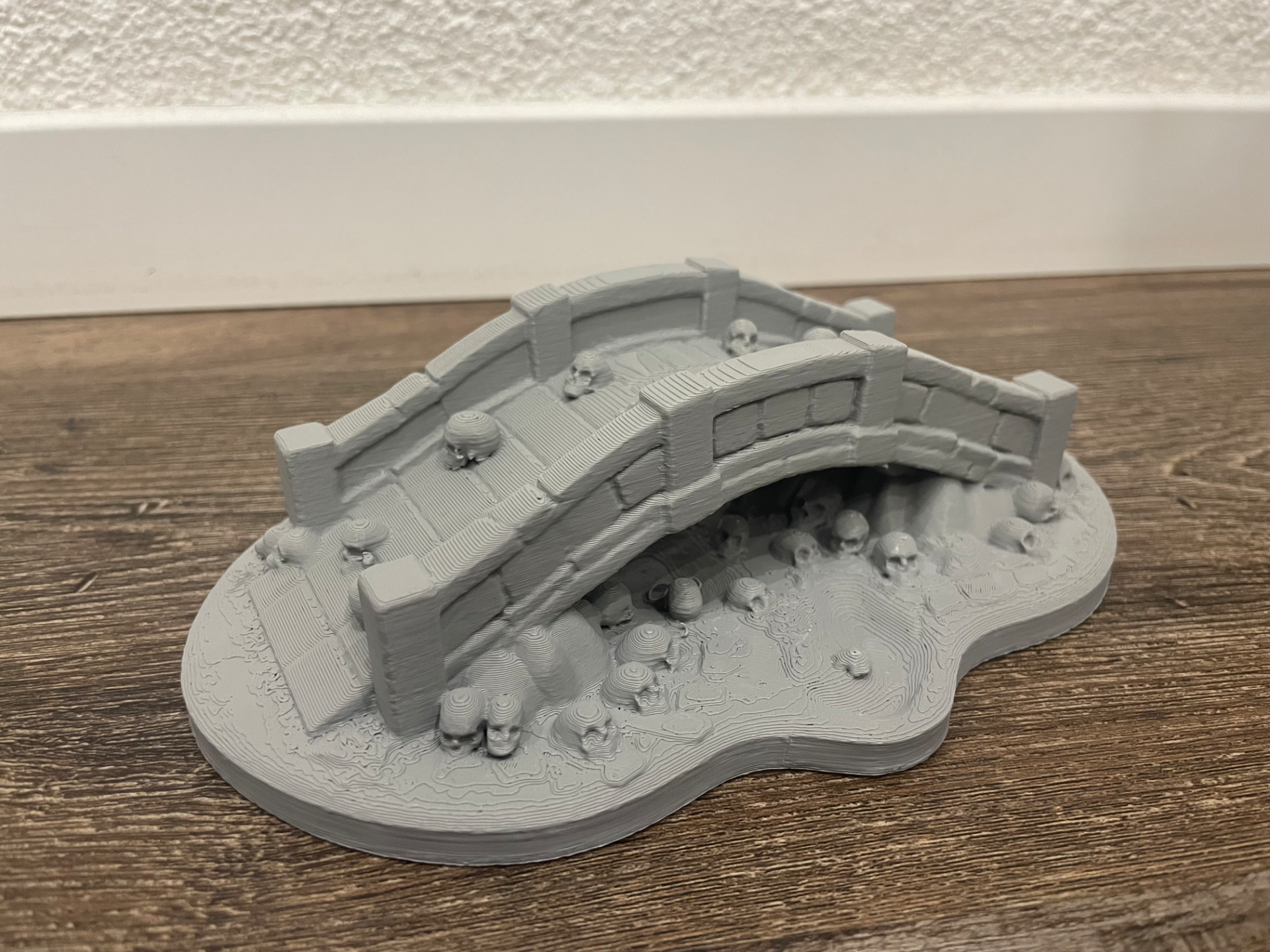 Totenkopf-Brücke für Tabletop & Wargaming
