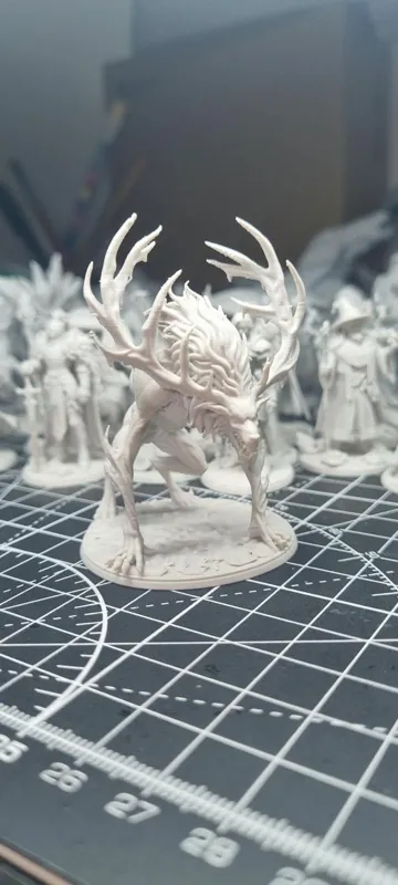 Figura decorativa: Wendigo D&D Miniature (65mm) — vista de referencia 4