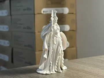 Modelo para impresión 3D: 雅典娜女神 战斗女神 高细节 倒置打印 — vista de referencia 5