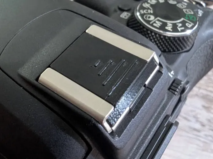 Canon EOS Hot Shoe Cover (flash working)