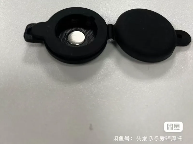 高金GK1200 经典版 穿越版 brixton Cromwell 1200X  座垫锁盖 磁吸版