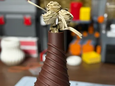 Angled Vase with Ribs