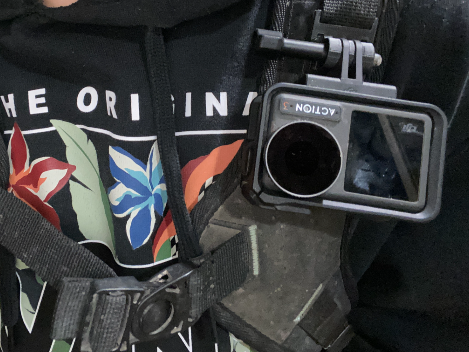 Miniatura 1 do modelo 3D Action Camera Bag Mount