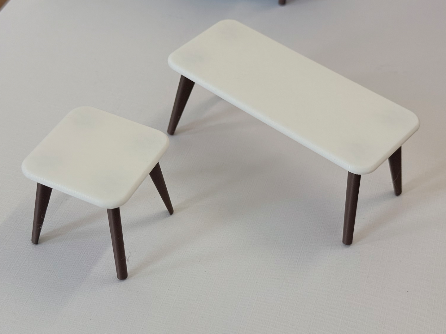 Modern miniature side coffee table 