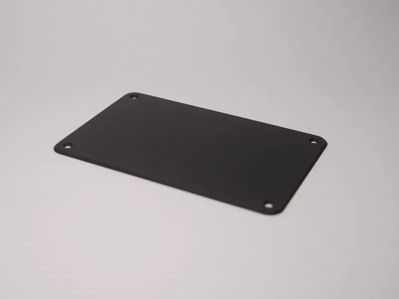 SLEEK STRAT BACKPLATE
