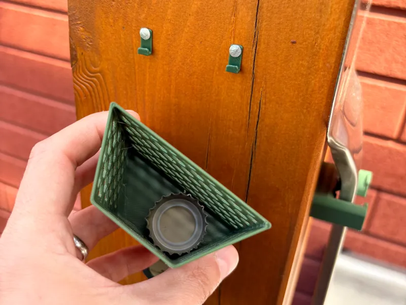 Detachable Beer Bottle Caps Bin Basket Cup