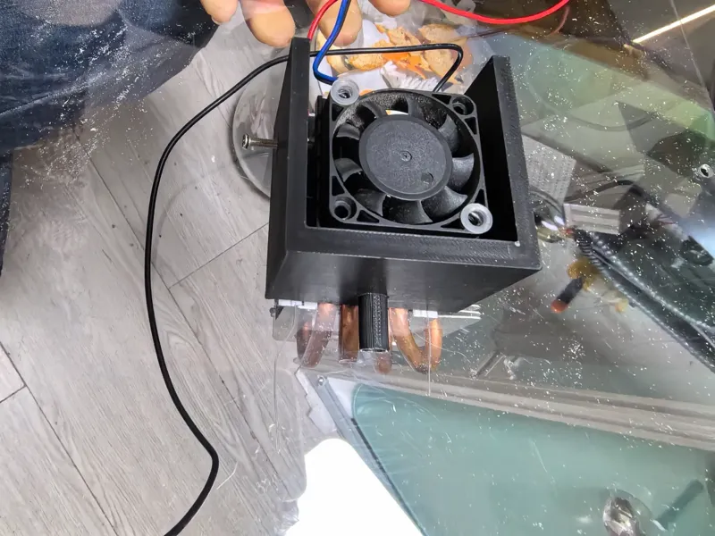 半导体制冷片除湿器