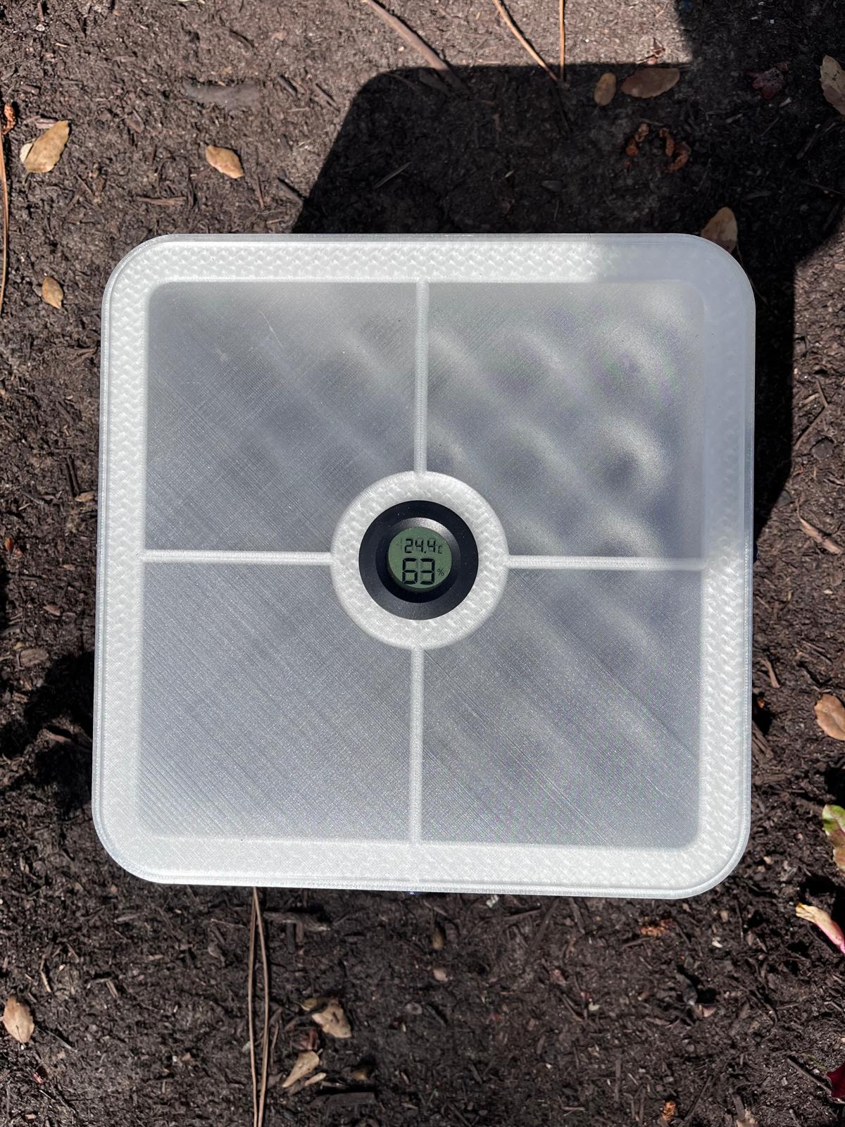 Miniatura 2 do modelo 3D Ultimate Modular Maker Greenhouse