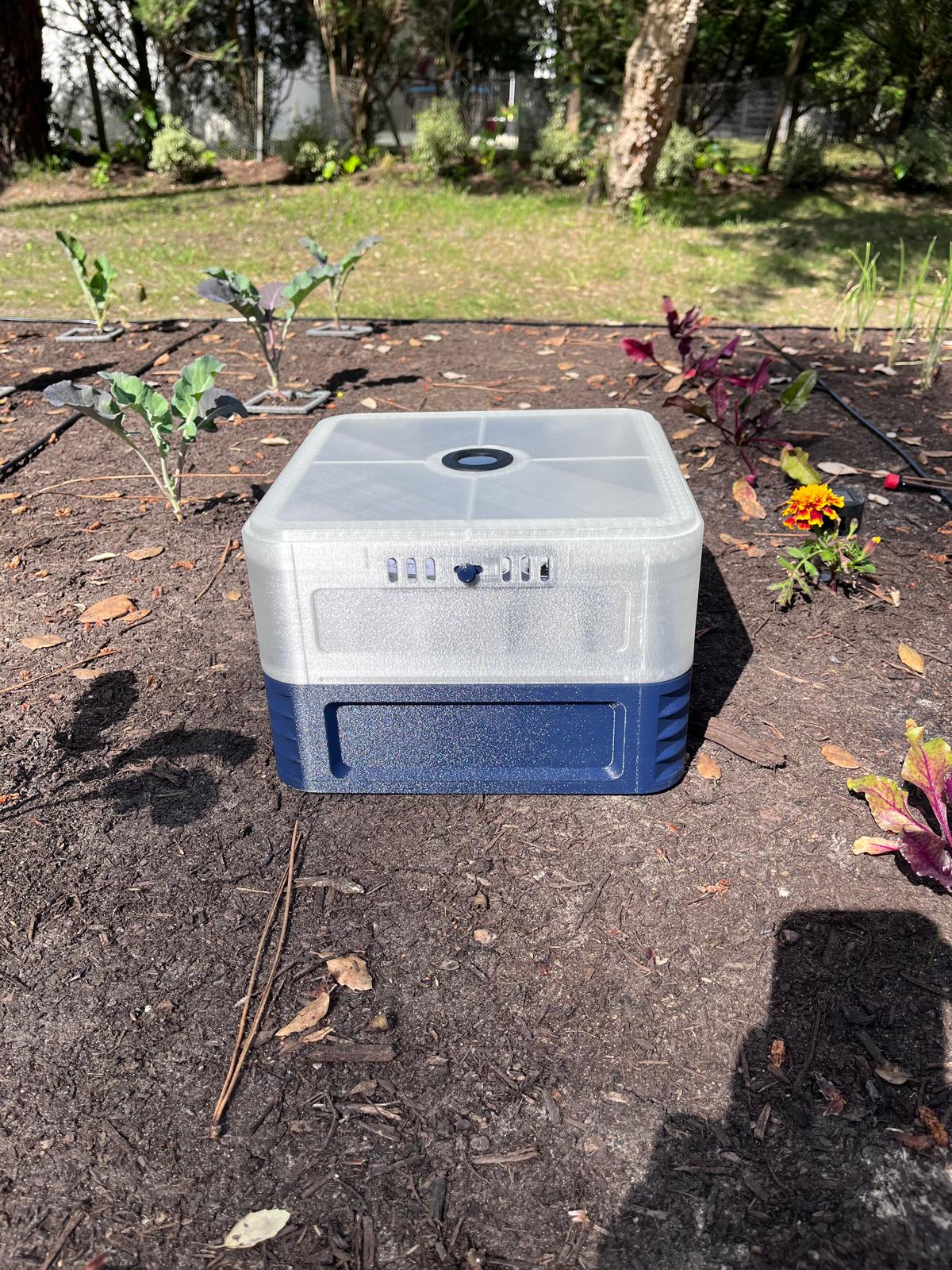 Miniatura 1 do modelo 3D Ultimate Modular Maker Greenhouse