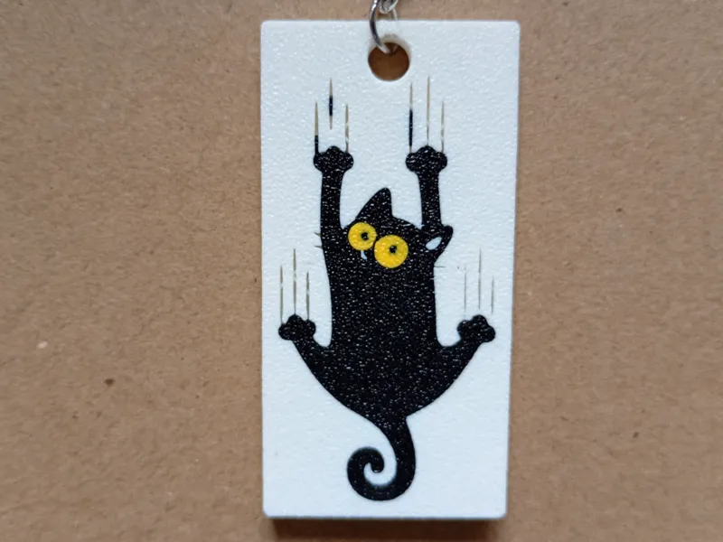 Sliding Cat Keychain – Il portachiavi che… scivola