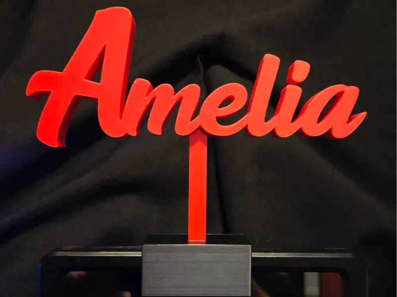 Amelia fits Glam'r Gear Standard 1in top bar
