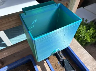 Wasserspender für Matschküche