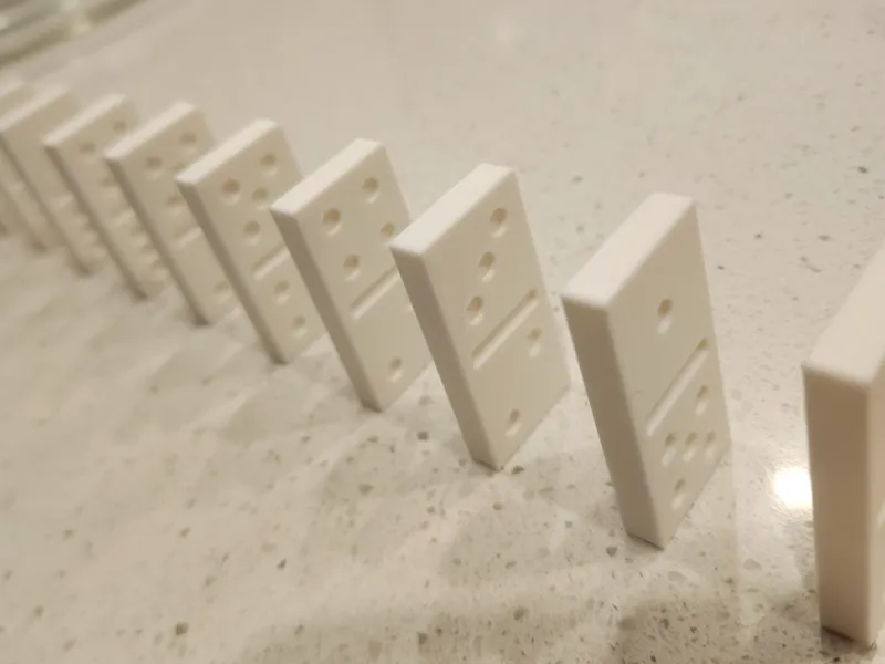 Simple Dominos