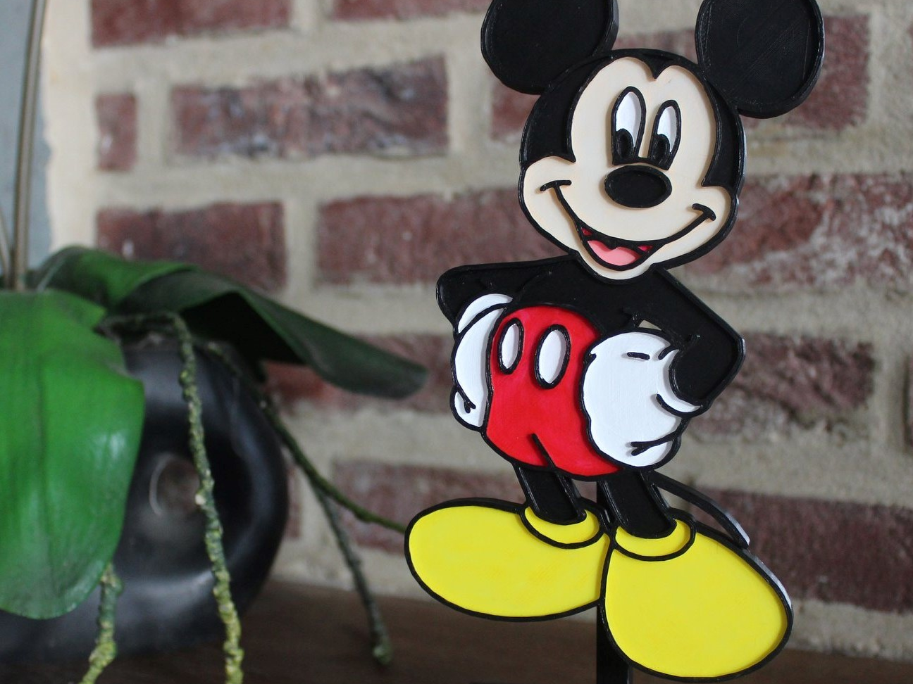 Mickey plaque décoration Stand