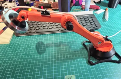 Dum-E the handy desk buddy weight for the base