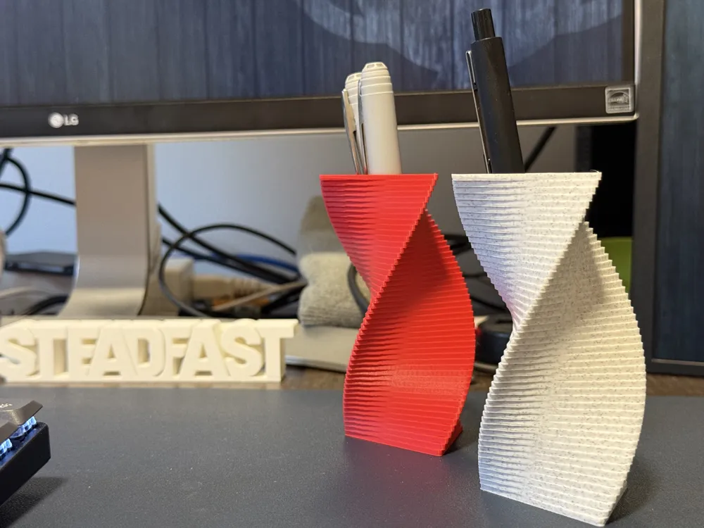 Twisted Triangle Pencil Holder by andysmith_ca MakerWorld: Download ...