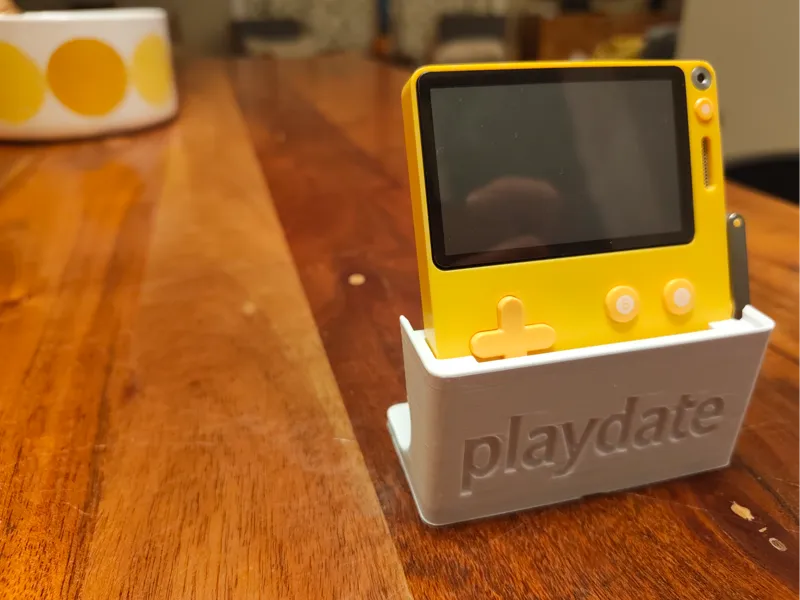 Playdate Stand – Vertical Handheld Console Holder