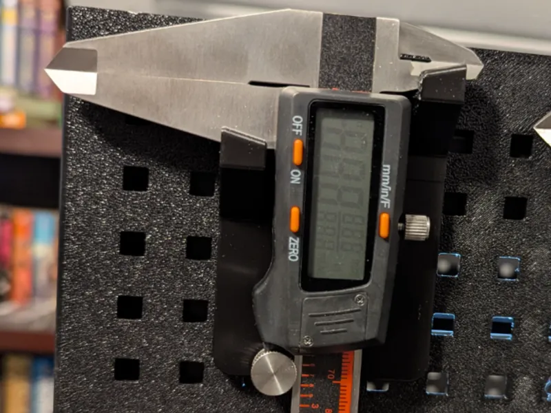 300mm Caliper holder - Bambu P1P Pegboard