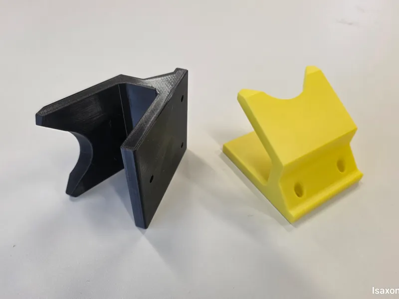 Heavy duty extension cord wall hook - No supports