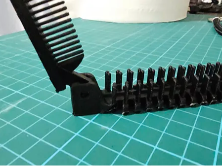 Folding Travel Comb
