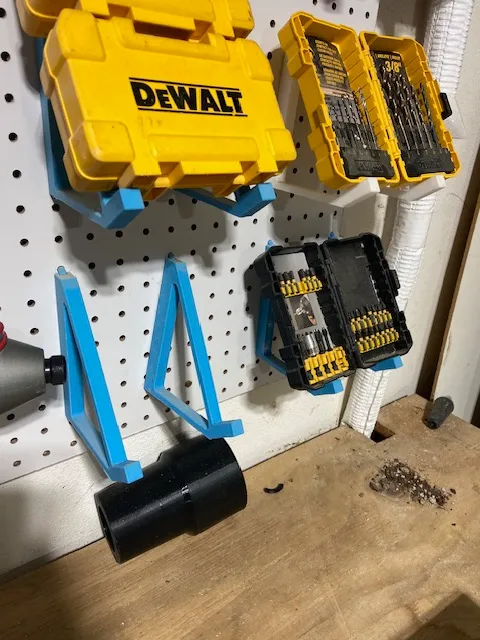 PEG BOARD BIT DISPLAY