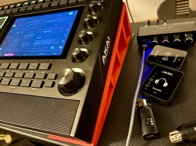 MPC Live 3 Stand 15 Degrees