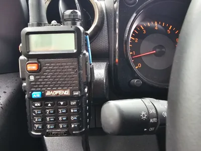 Baofeng UV-5R mount for Suzuki Jimny
