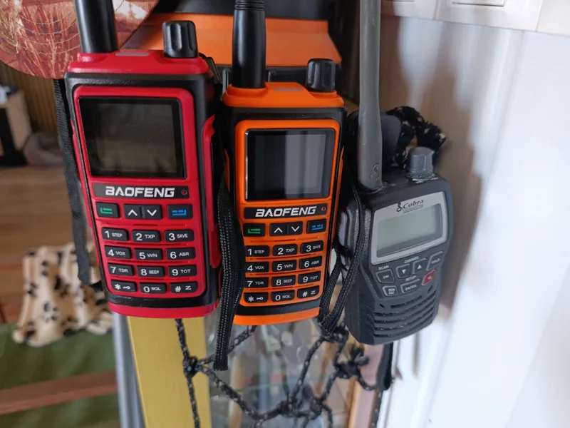 Triple handheld radio holder baofeng